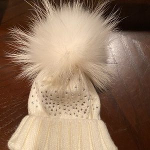 Infant girl winter hat with removable fur Pom